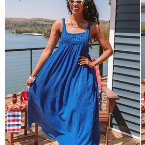 Sun-Kissed Sands Midi In Royal Blue - M / r